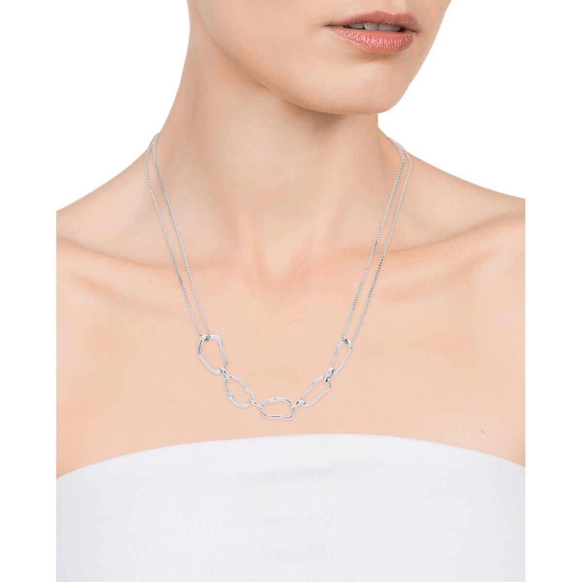 VICEROY JEWELS Mod. 13051C000-00 necklace in silver 925°, displayed on a model, water-resistant, elegant design for ladies.
