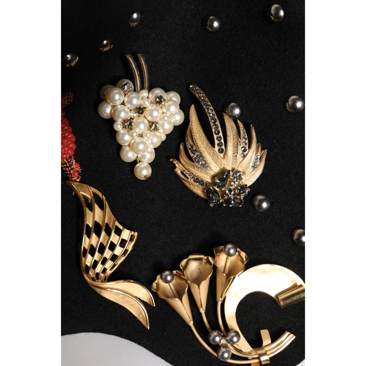 Dolce & Gabbana Black Wool Multicolor Embellished Cloche Hat Dolce & Gabbana Tan