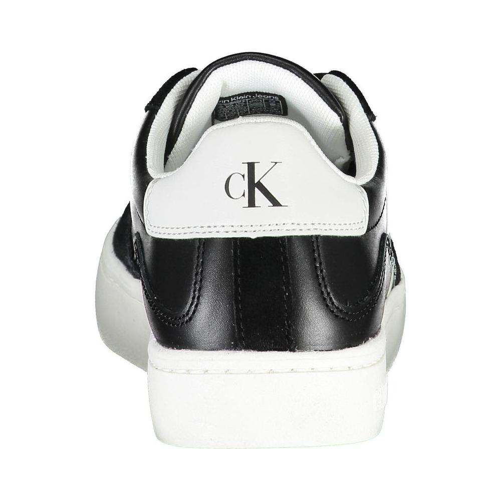 Calvin Klein Sleek Black Lace-Up Sneakers With Contrast Details Calvin Klein Light Gray