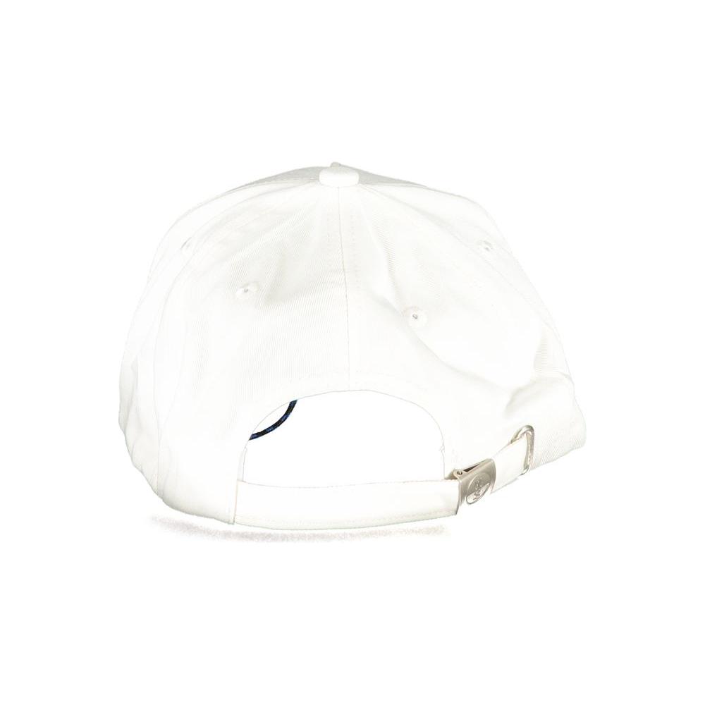 Back view of North Sails adjustable white cotton hat with logo, featuring a visor made from organic cotton.