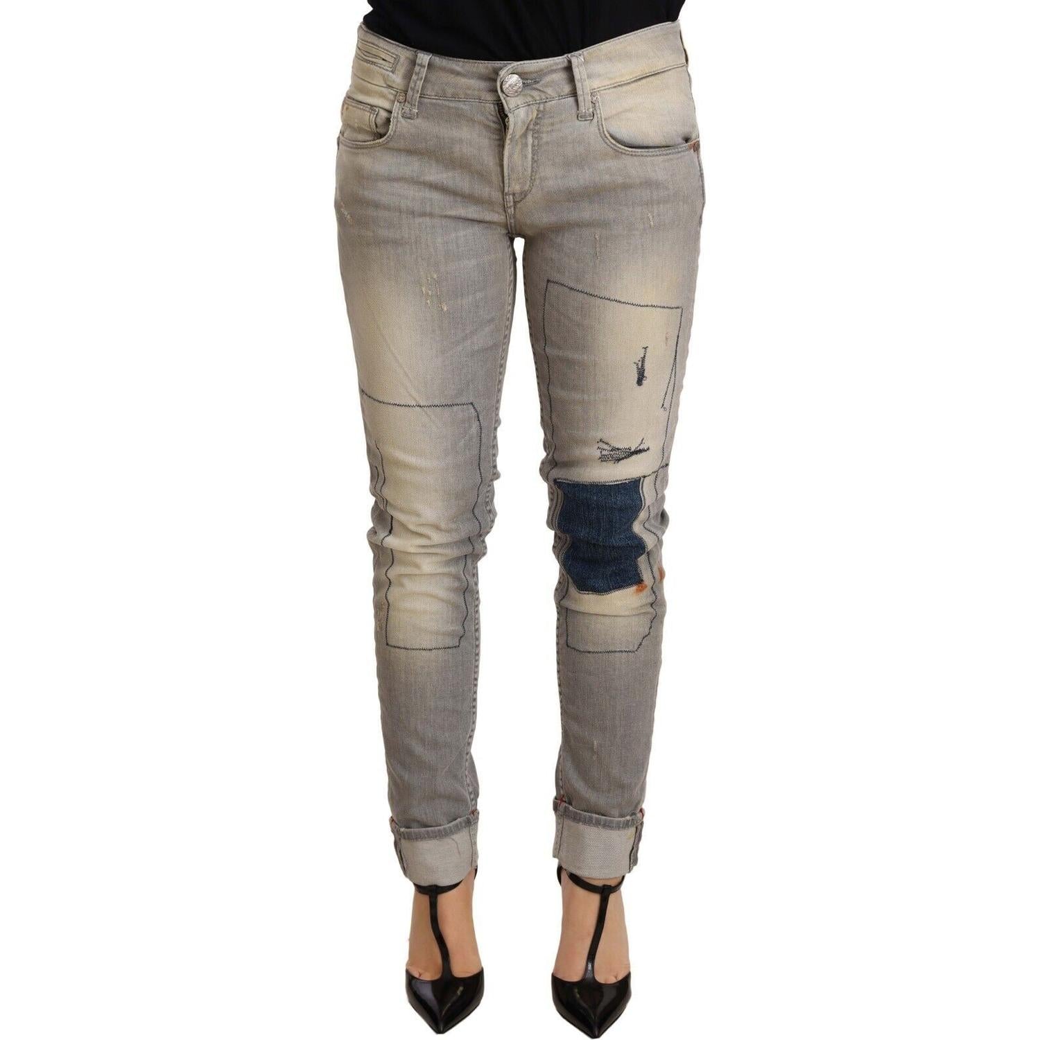 بنطلون جينز رمادي اللون من Acht Chic Slim Fit