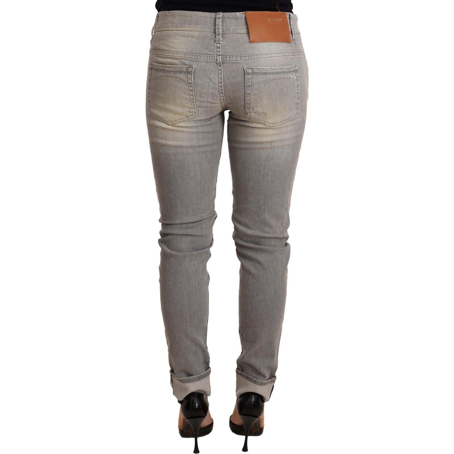 بنطلون جينز رمادي اللون من Acht Chic Slim Fit
