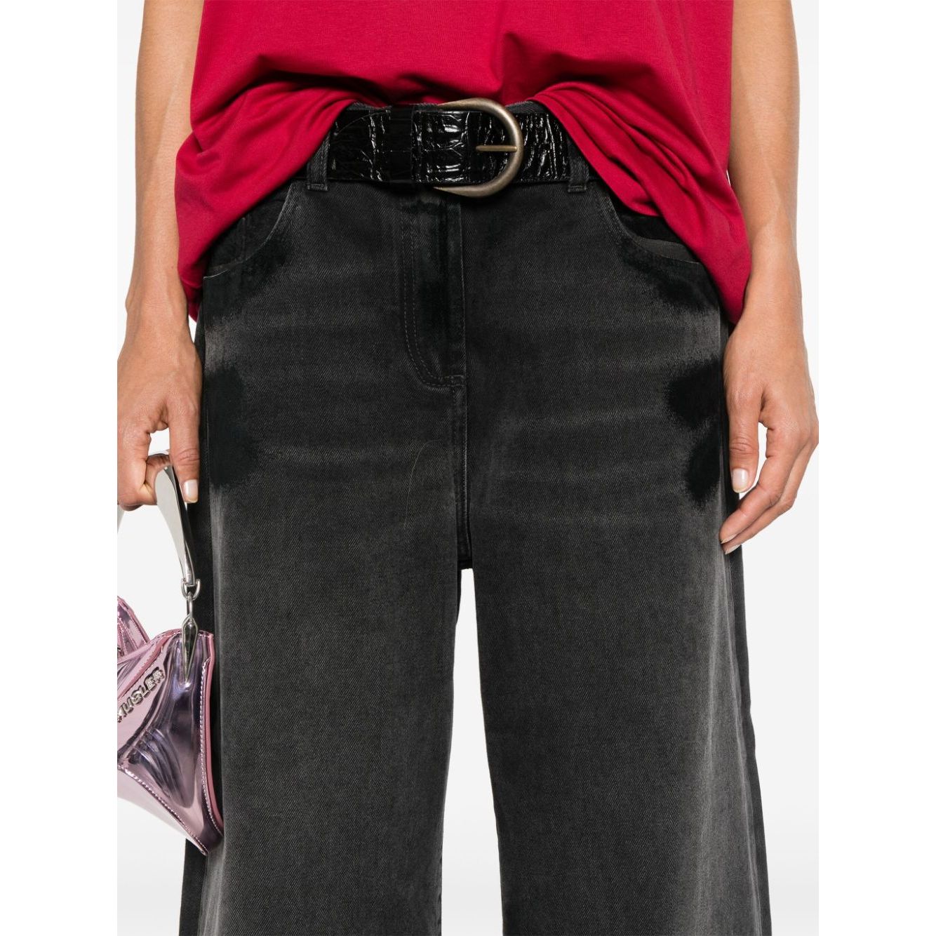 بنطلون جينز أتيكو المصنوع من قماش الدنيم القطني الأسود والممزق