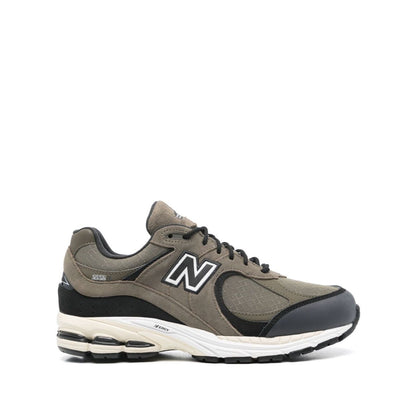 New Balance 2002R Sneakers