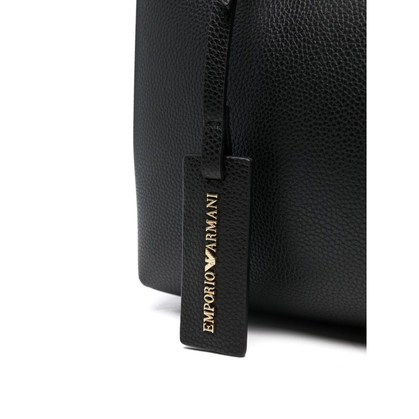Front view with bag zipped and handles upright.