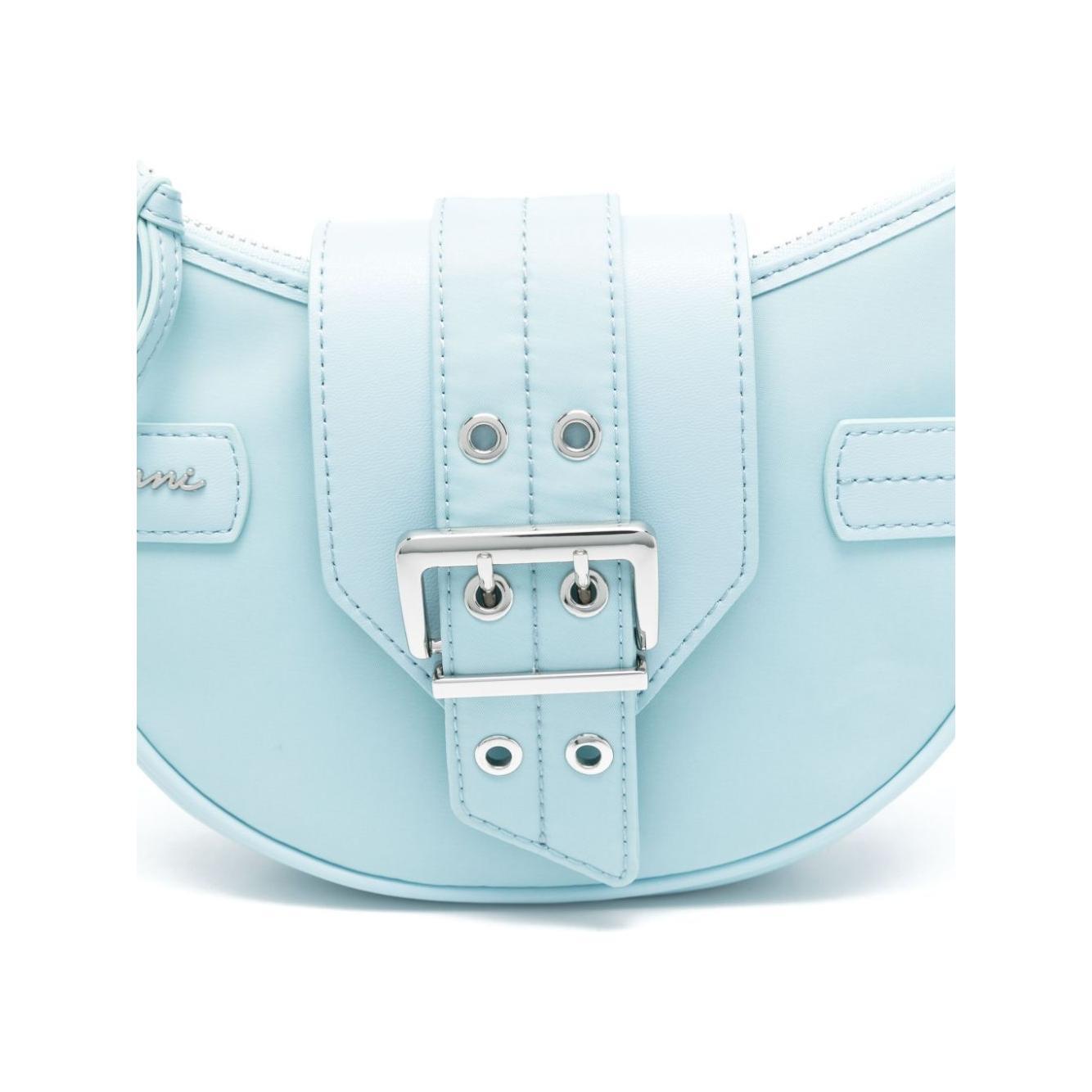 Front view with bag zipped and handles upright.