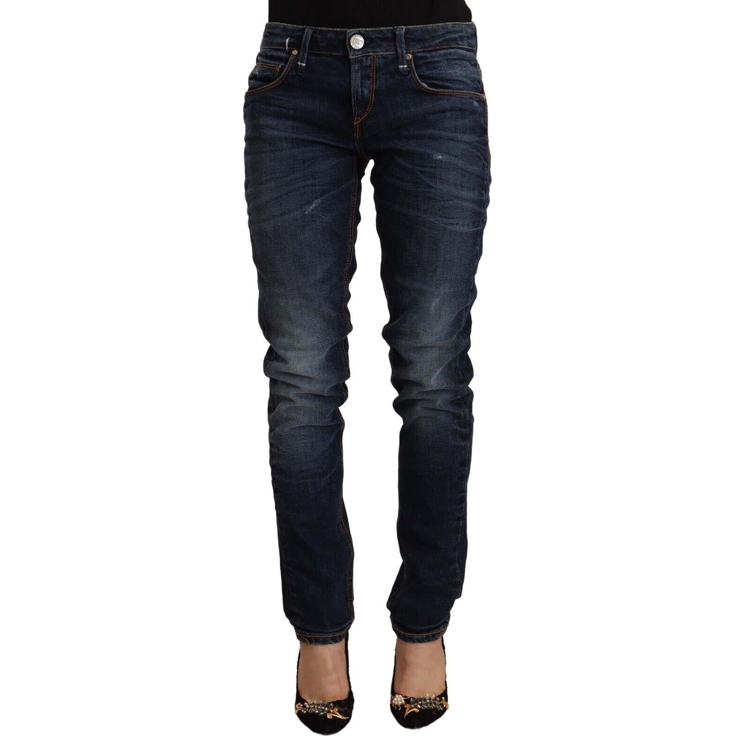 بنطلون جينز أزرق مغسول بقصّة Slim Fit من Acht Chic