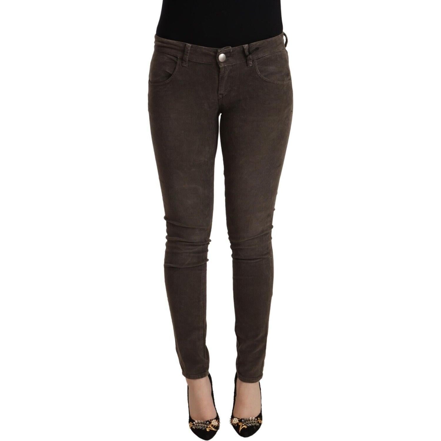 بنطلون جينز ضيق بني اللون من Acht Chic Slim Fit