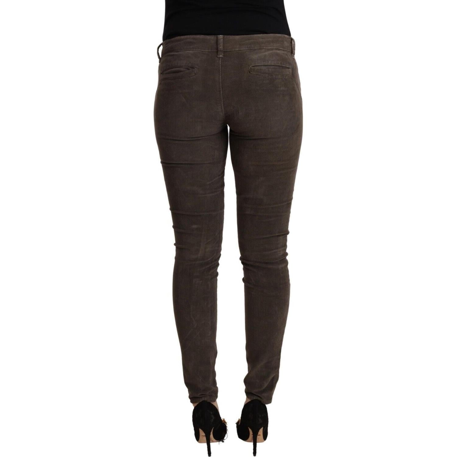 بنطلون جينز ضيق بني اللون من Acht Chic Slim Fit