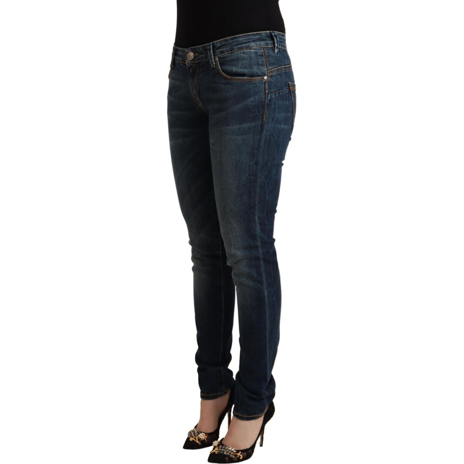 بنطلون جينز أنيق بقصّة Slim Fit وخصر منخفض