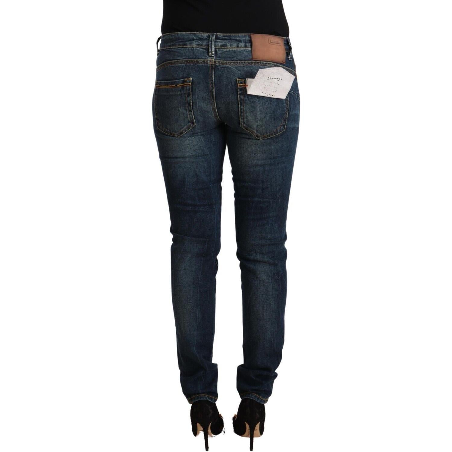 بنطلون جينز أنيق بقصّة Slim Fit وخصر منخفض