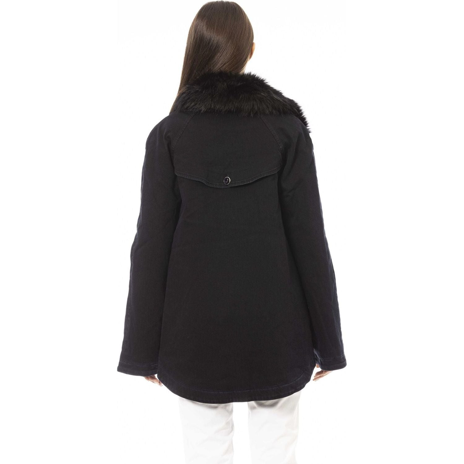 جاكيتات جاكوب كوهين 