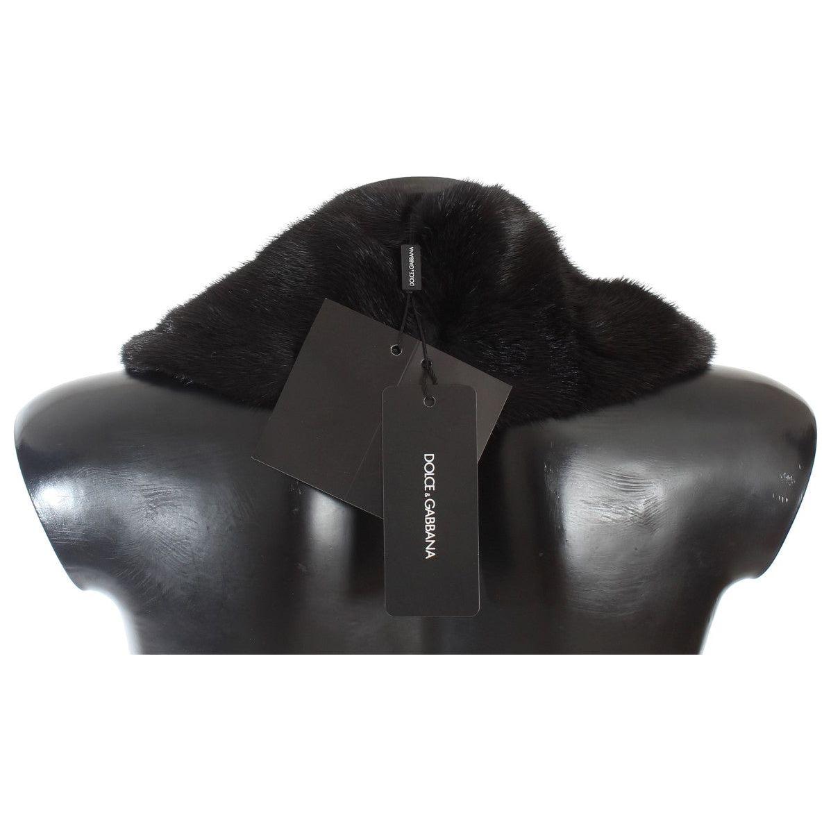وشاح أنيق من فرو المنك باللون الأسود من دولتشي آند غابانا