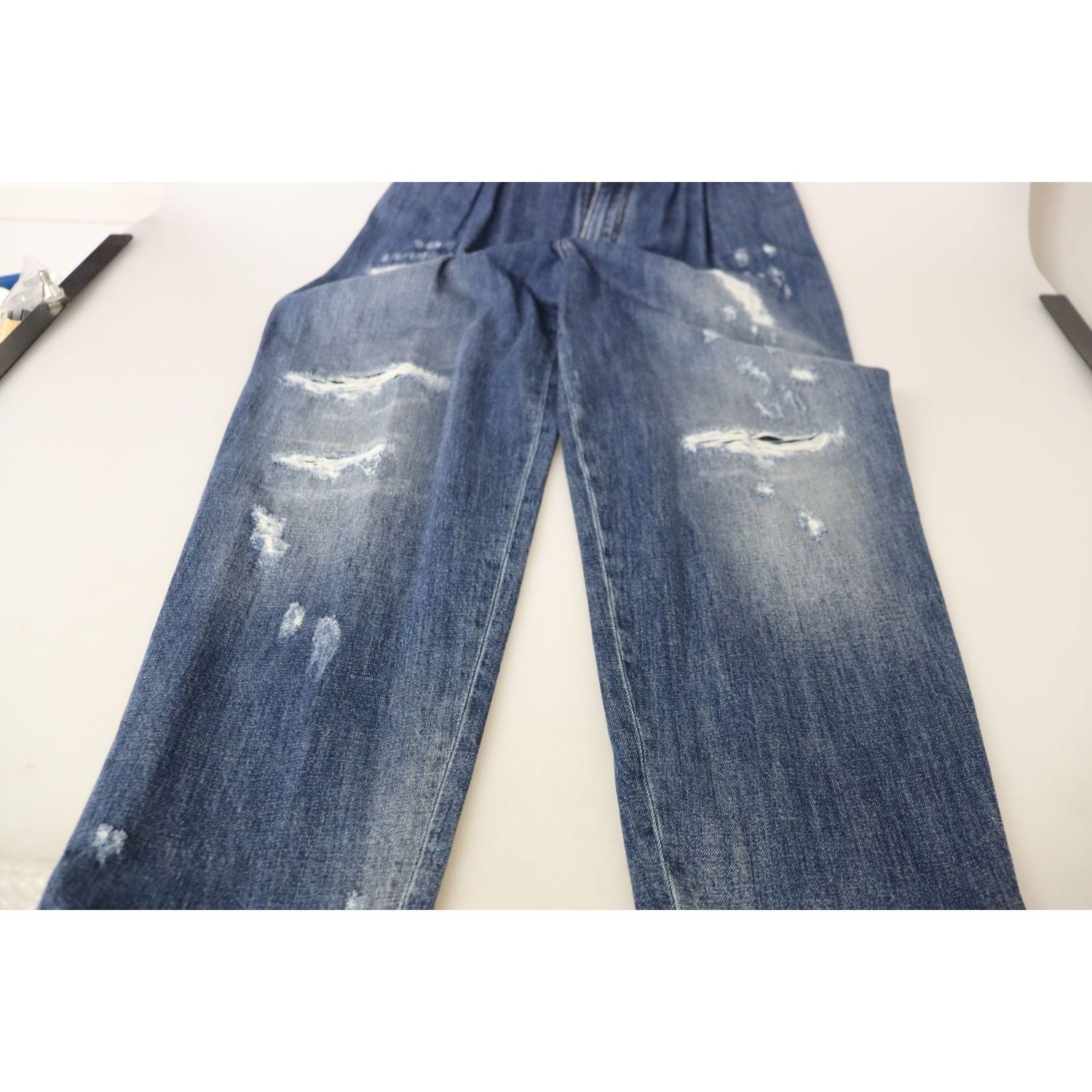 بنطلون جينز ضيق بخصر مرتفع من دولتشي آند غابانا - أزرق أنيق مغسول