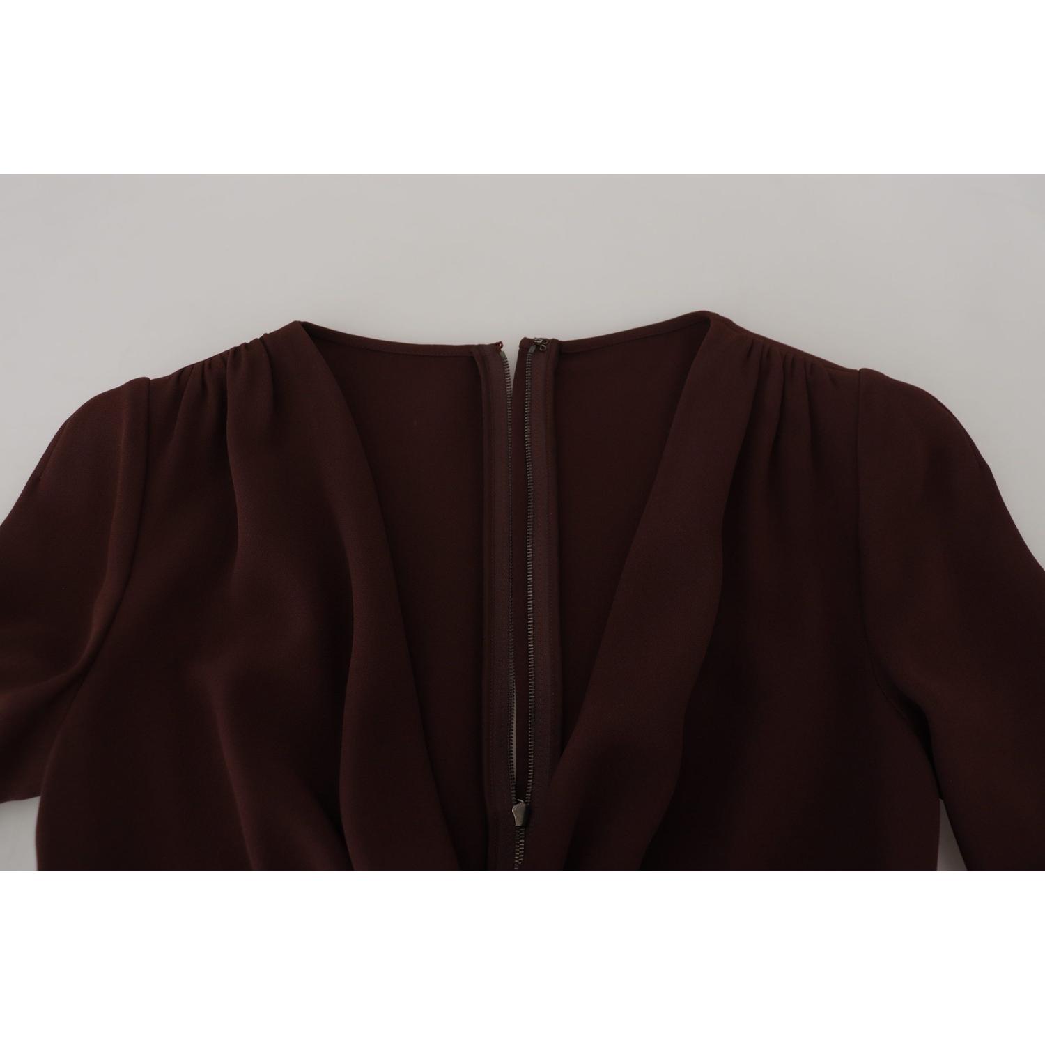 فستان دولتشي آند غابانا الأنيق باللون البني بأكمام طويلة