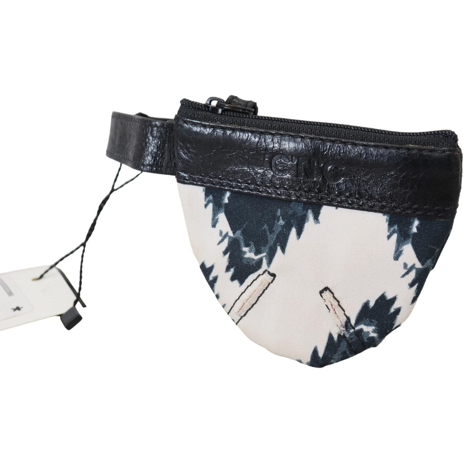 محفظة نقود معدنية أنيقة باللون الأبيض من الجلد الوطني مع حزام