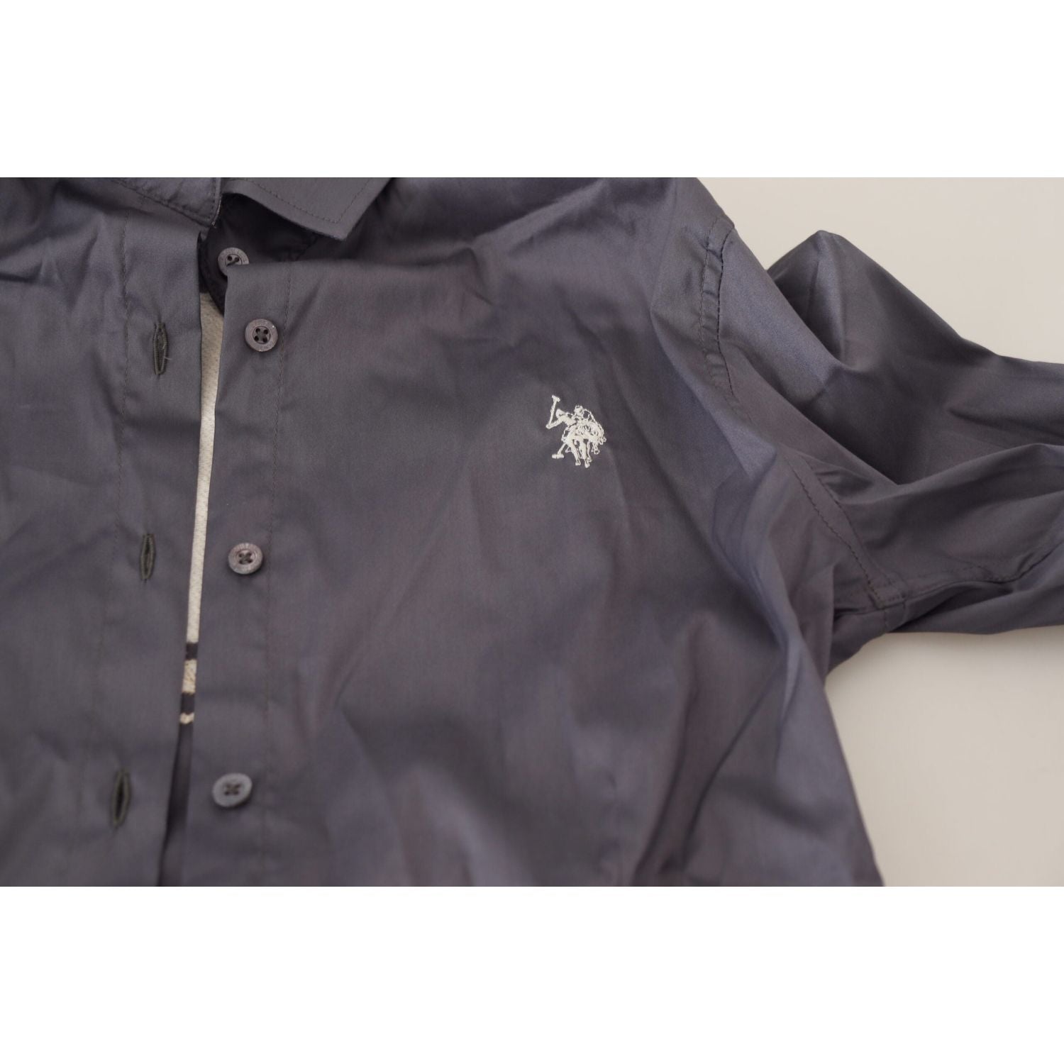 قميص بولو أنيق بأكمام طويلة باللون الرمادي من US POLO ASSN