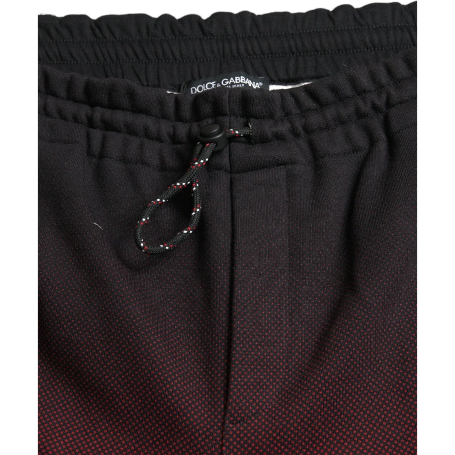 شورت برمودا من القطن بطبعة جلد النمر باللون الأحمر من دولتشي آند غابانا