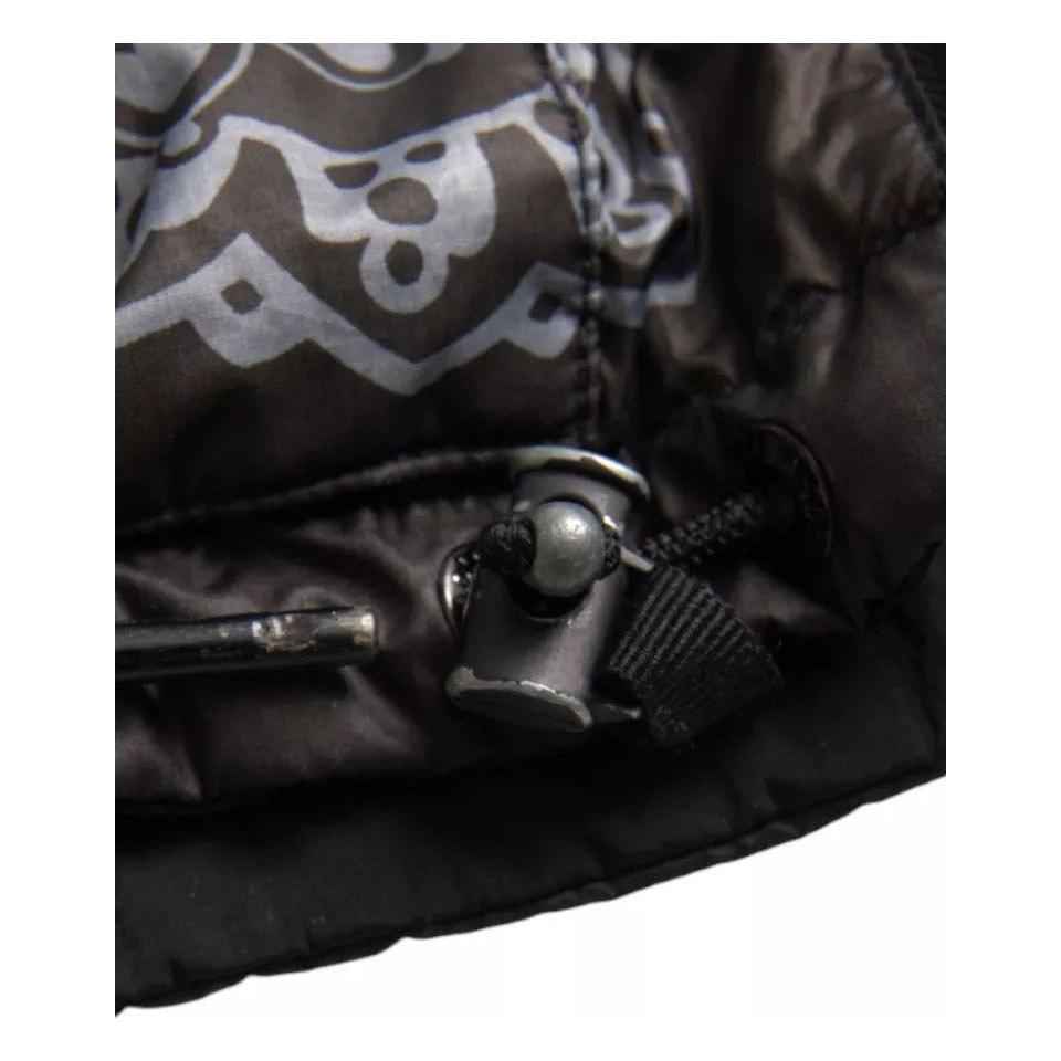 جاكيت بومبر بغطاء رأس وسحّاب كامل من دولتشي آند غابانا باللون الرمادي