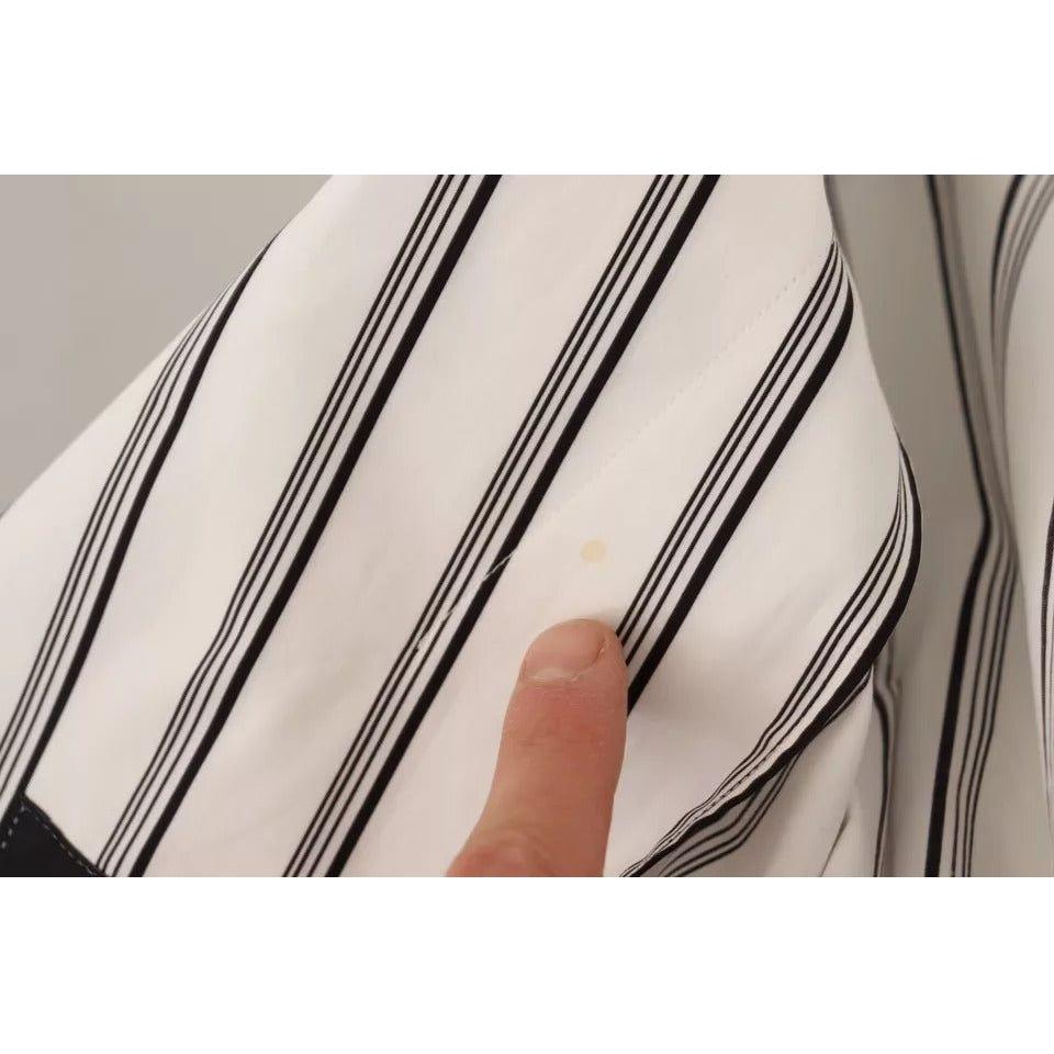 معطف دولتشي آند غابانا من القطن الأبيض المخطط مع سترة ملفوفة