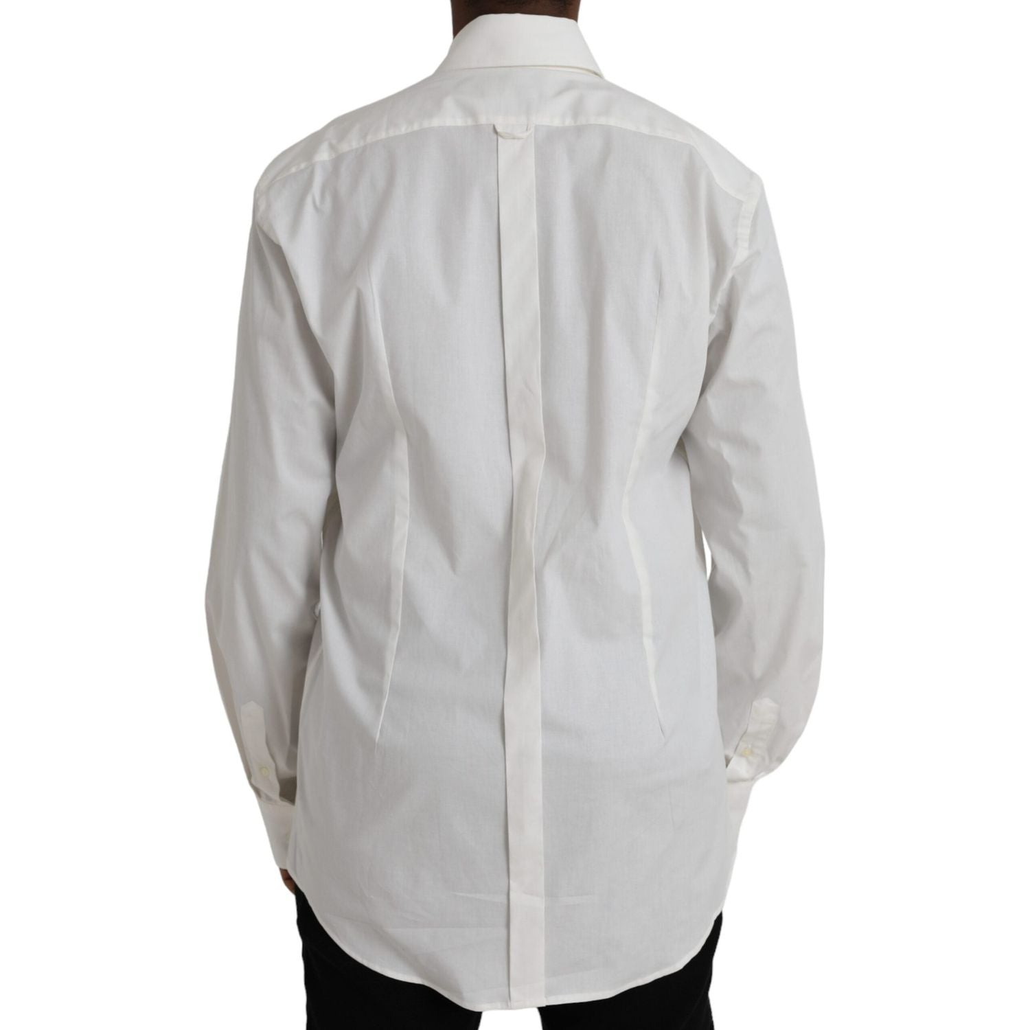 فستان قطني أبيض من دولتشي آند غابانا بقصّة Slim Fit وقميص ذهبي