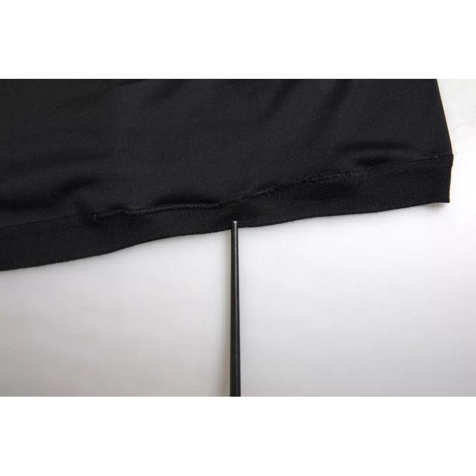 تي شيرت دولتشي آند غابانا أسود بأكمام قصيرة وياقة مستديرة وأزرار