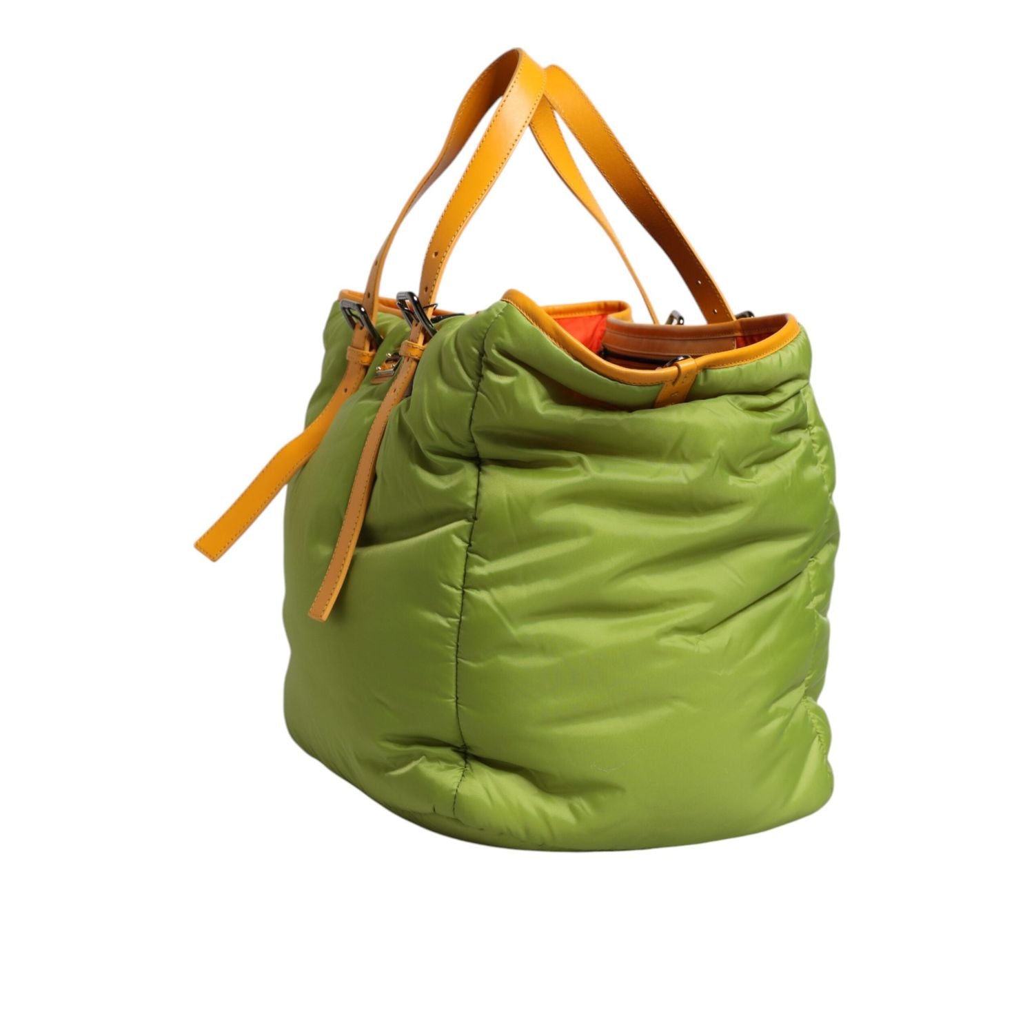 Front view with bag zipped and handles upright.