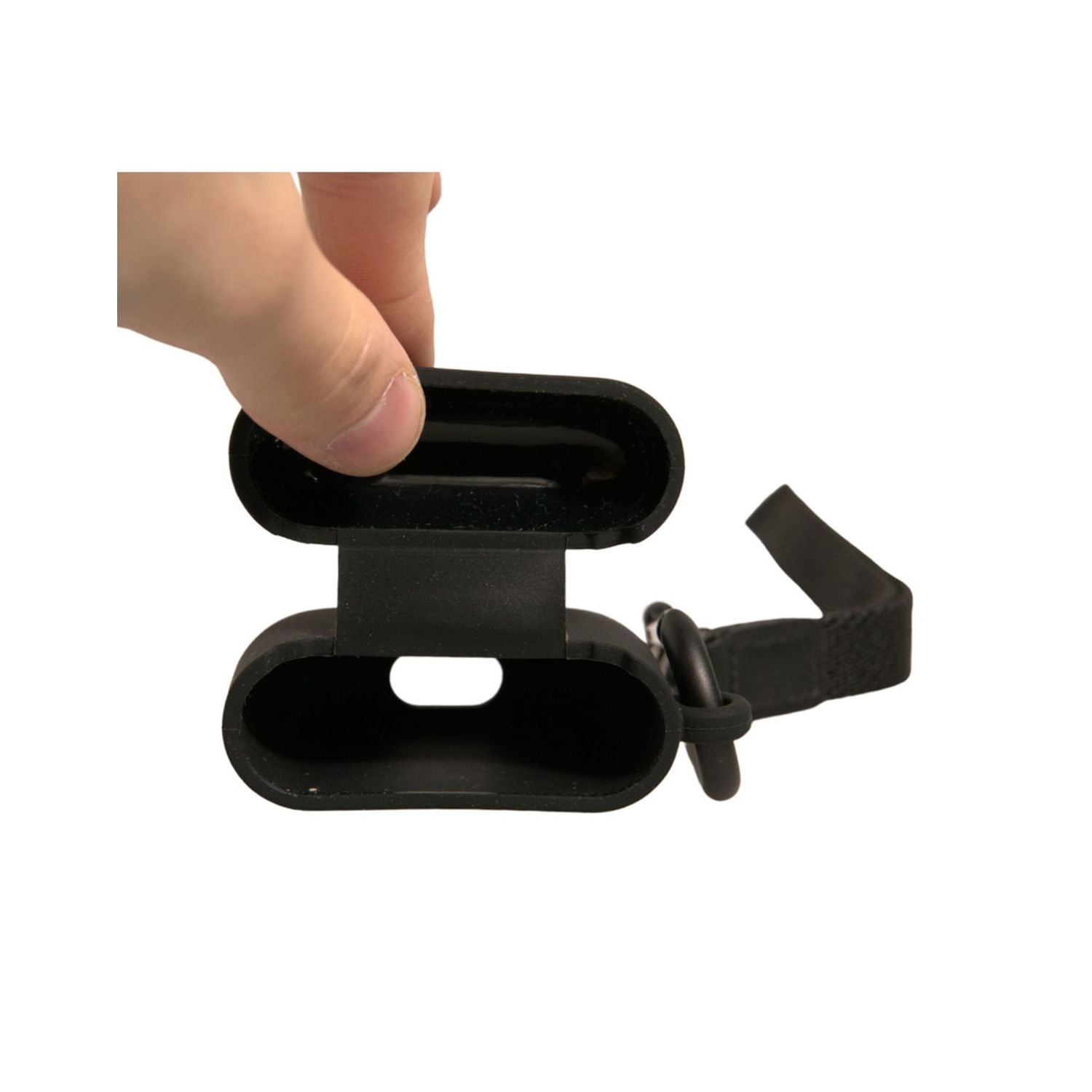 Front view with bag zipped and handles upright.