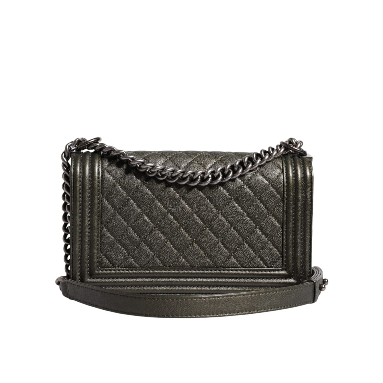 Front view with bag zipped and handles upright.