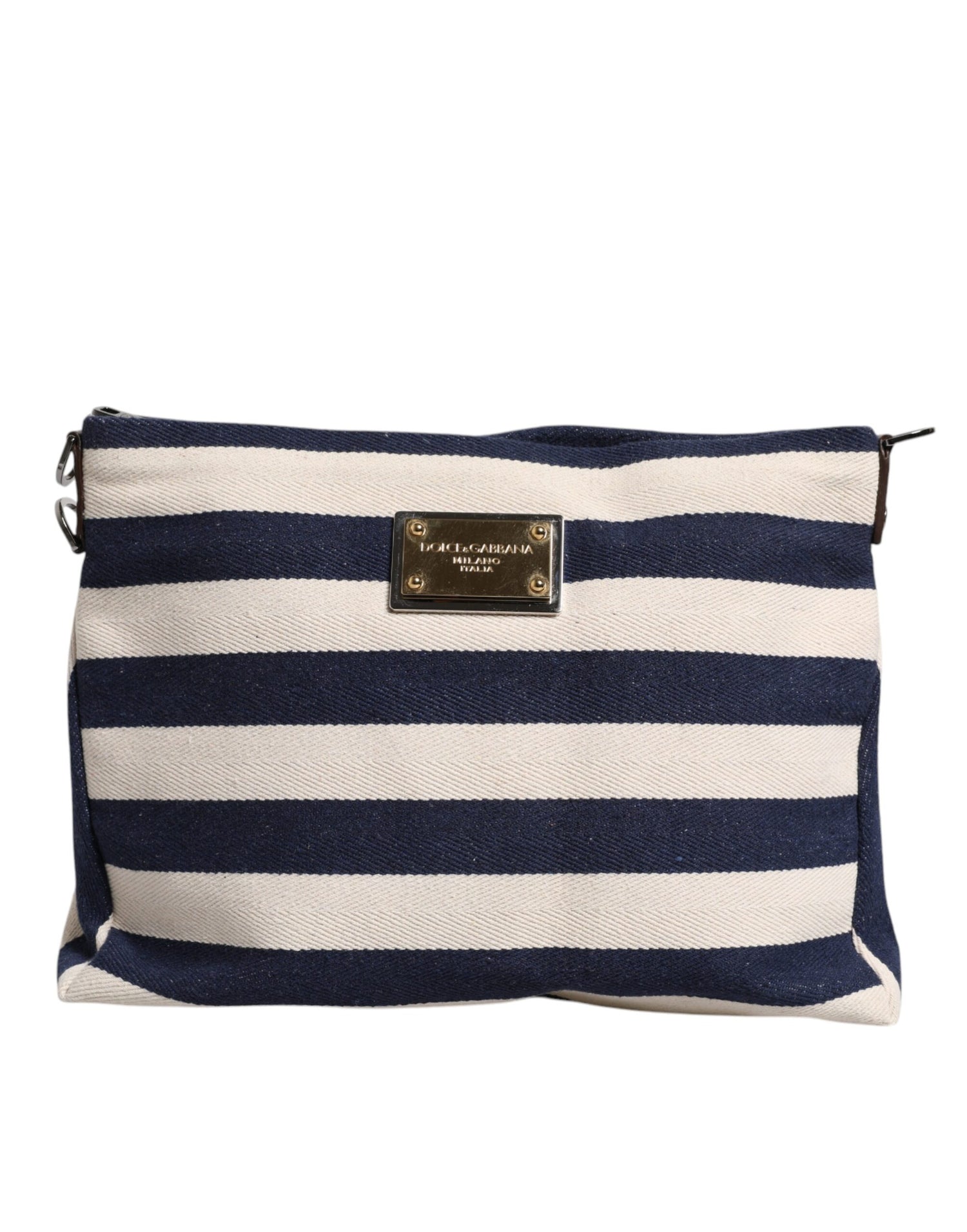 Front view with bag zipped and handles upright.