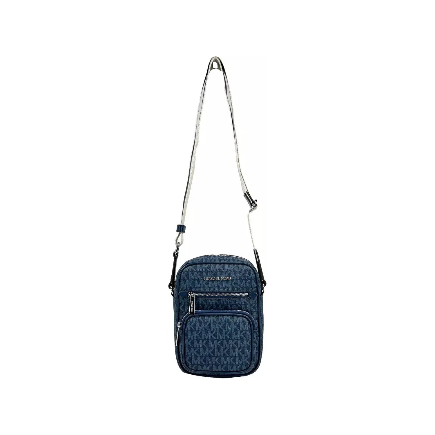 Front view with bag zipped and handles upright.