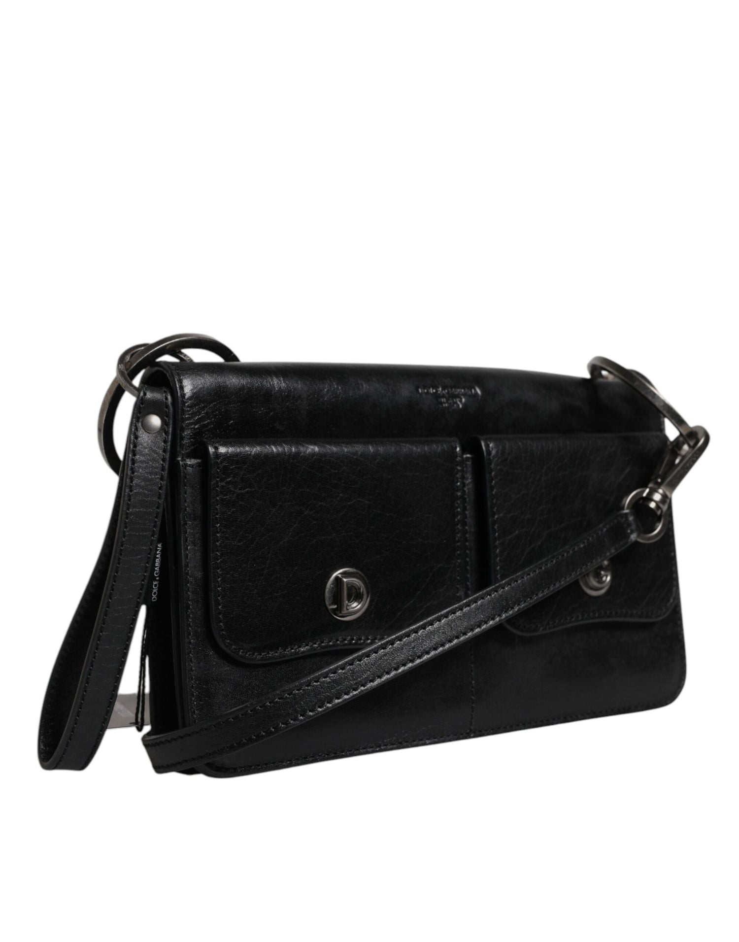 Front view with bag zipped and handles upright.