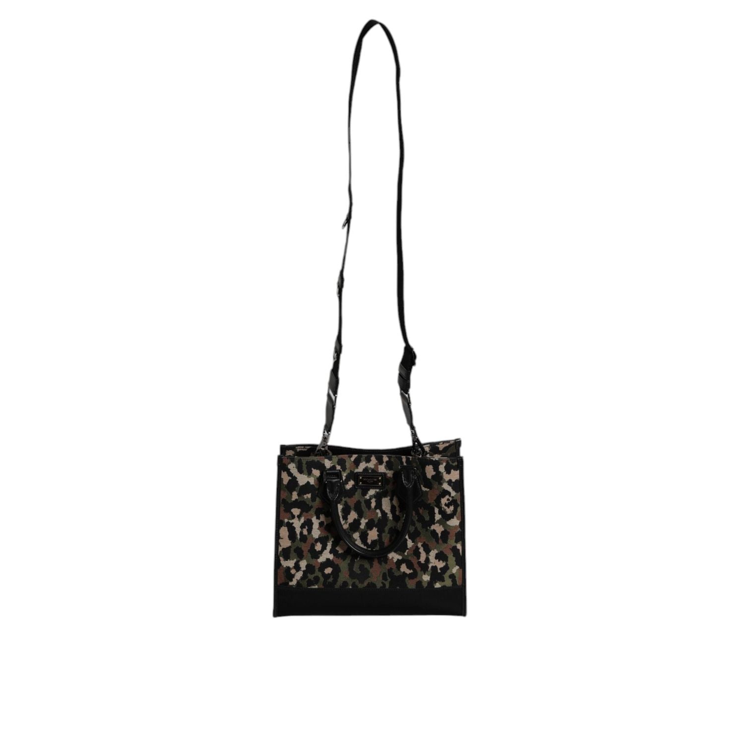 Front view with bag zipped and handles upright.