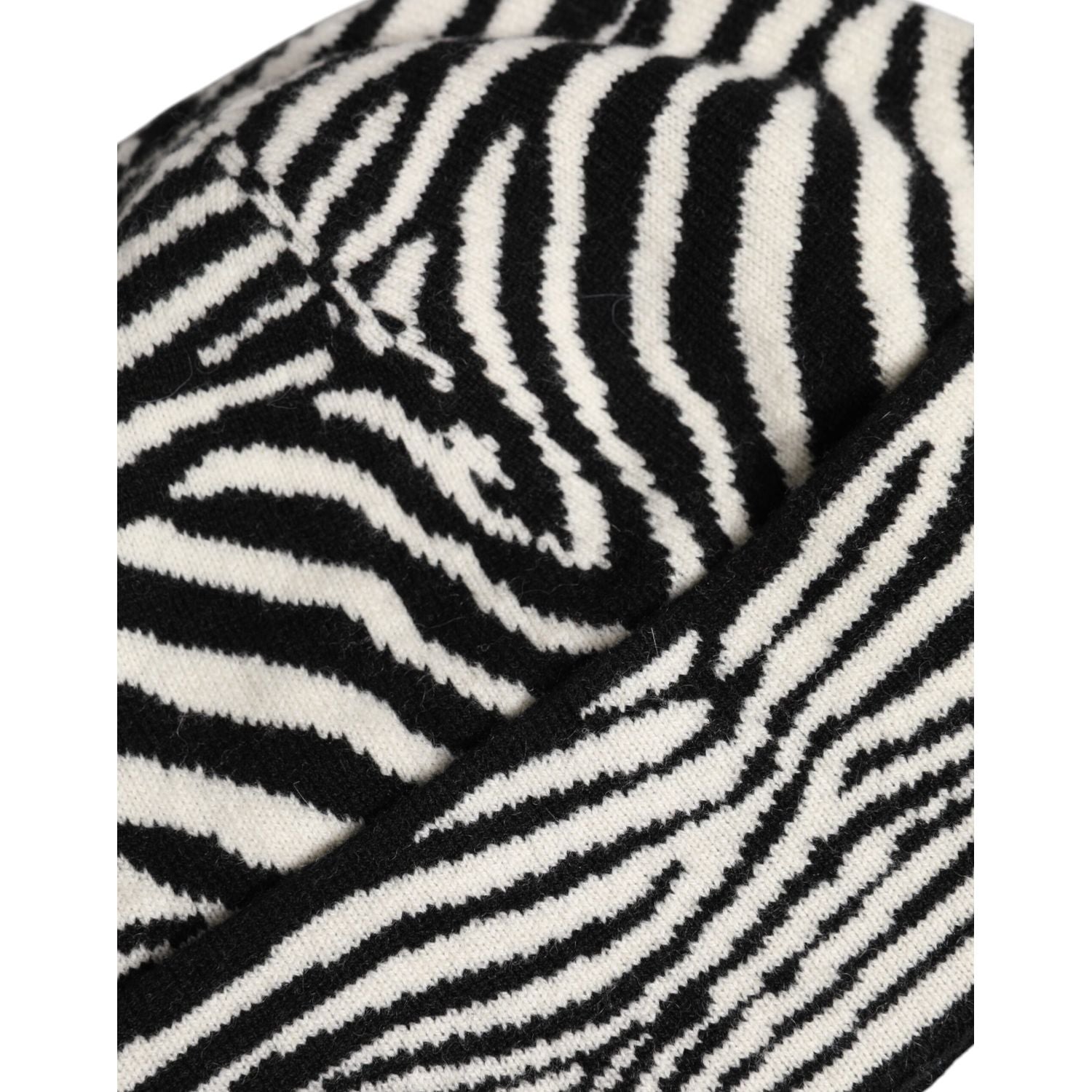 Dolce & Gabbana Black White Zebra Knitted Winter Beanie Hat