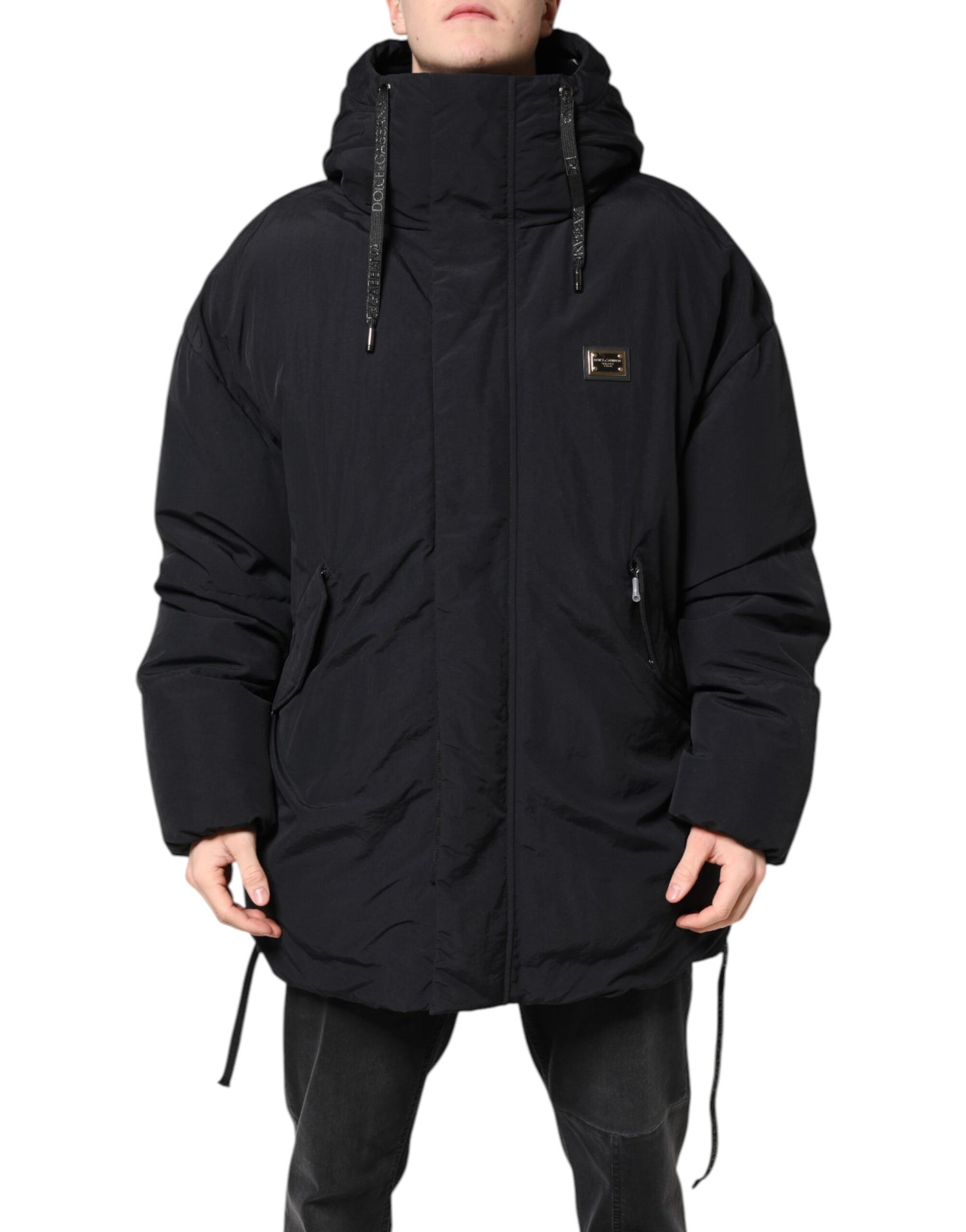 Front view with bag zipped and handles upright.