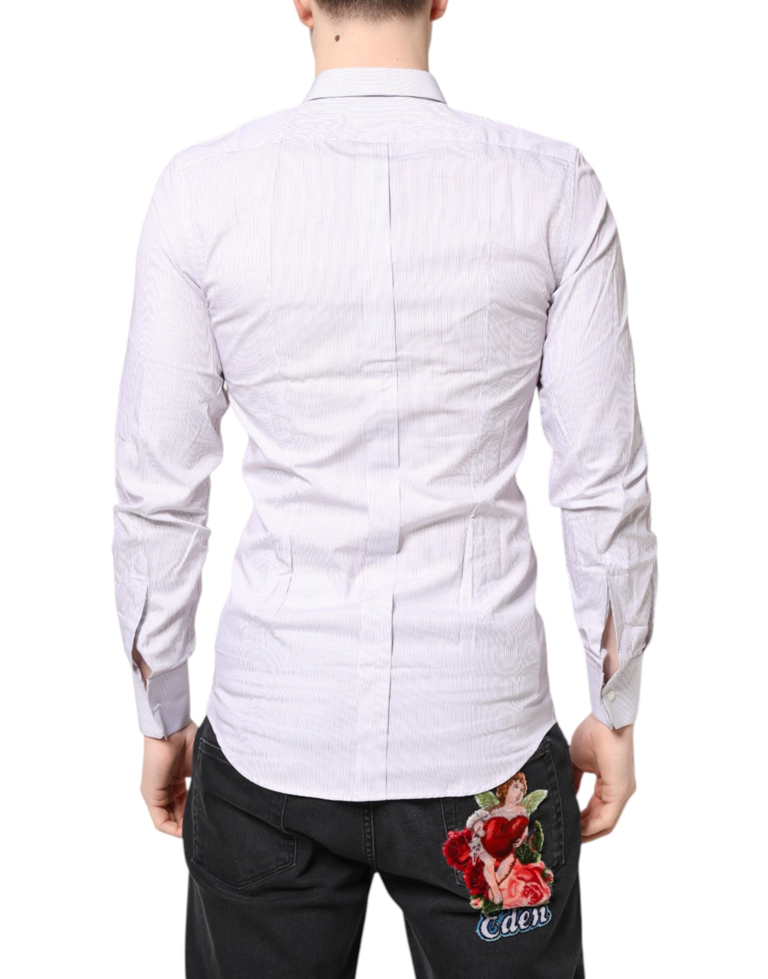 Front view with bag zipped and handles upright.