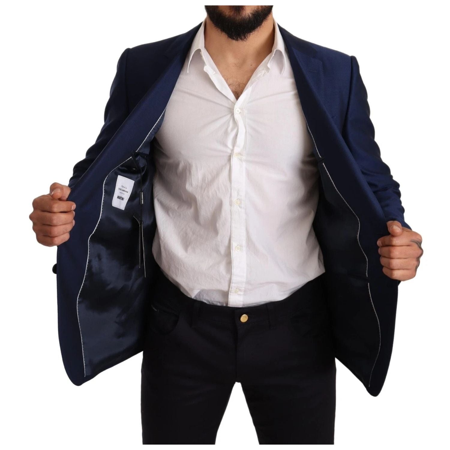 Front view with bag zipped and handles upright.