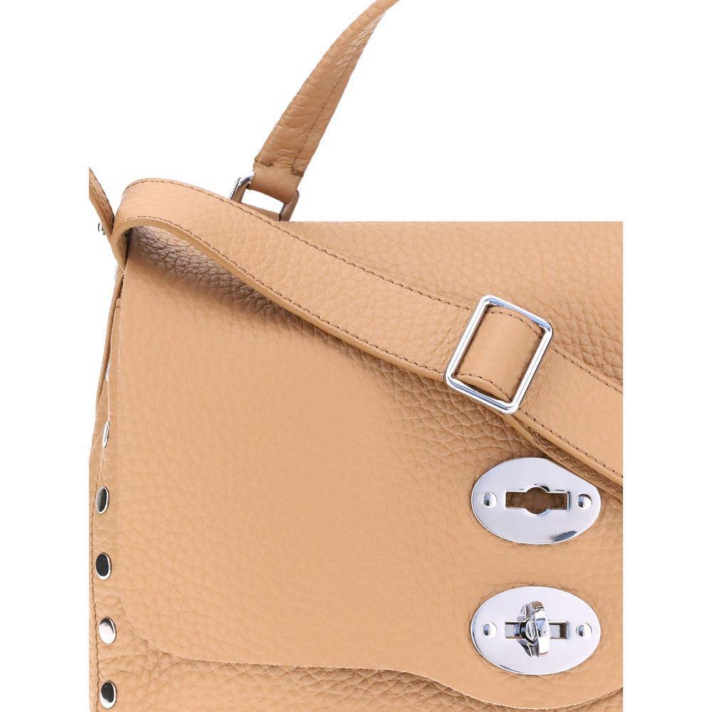 Front view with bag zipped and handles upright.