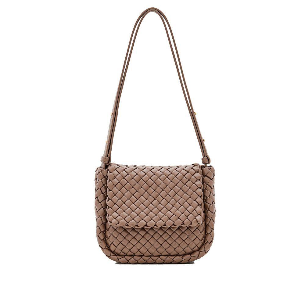 Front view with bag zipped and handles upright.
