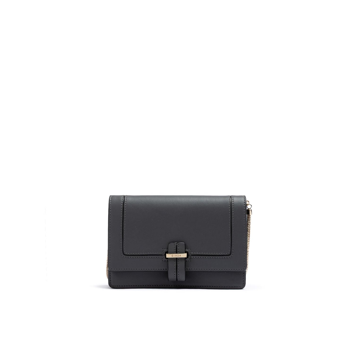 Front view with bag zipped and handles upright.