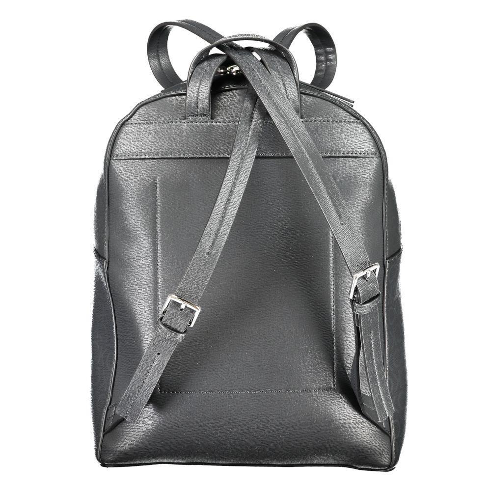 Front view with bag zipped and handles upright.