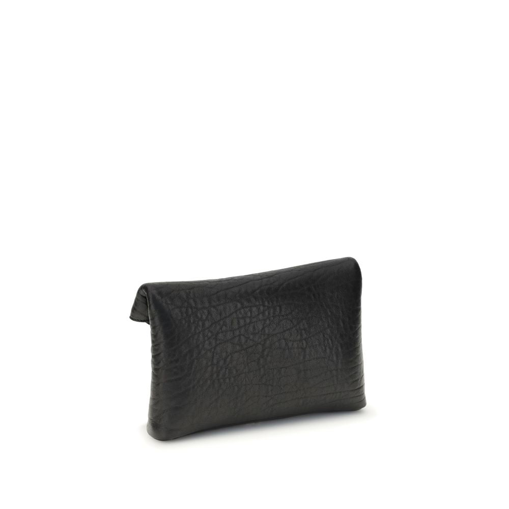 Front view with bag zipped and handles upright.