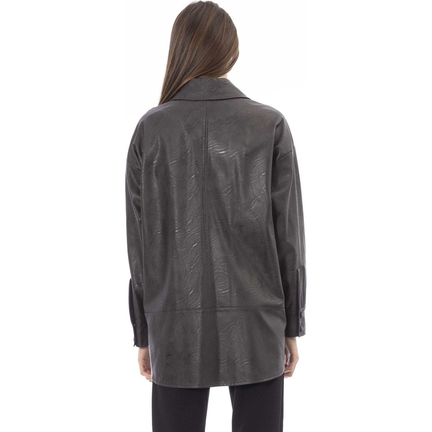 قمصان ألفا ستوديو 