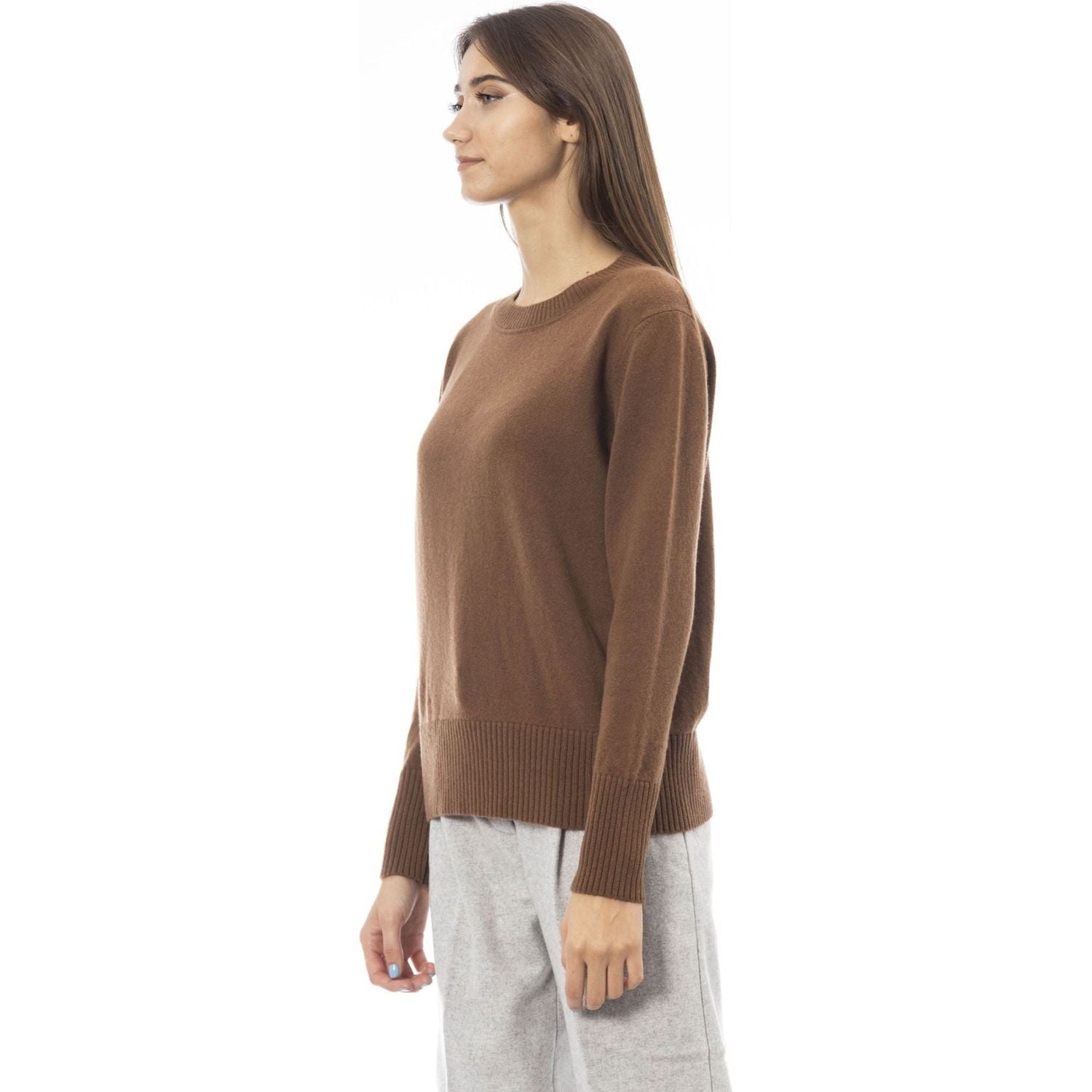 سترات ألفا ستوديو 