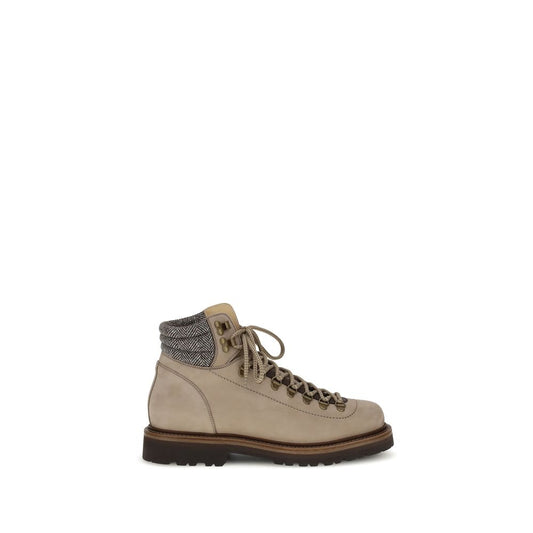 Brunello Cucinelli Beige Calf Leather Bos Taurus Lace-Up Boots featuring metal eyelets and two-tone laces for a stylish hiking look.