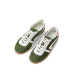 Closed Sneakers Green with olive green leather, front lace-up, gum-rubber sole, contrasting trim, and stylish design.