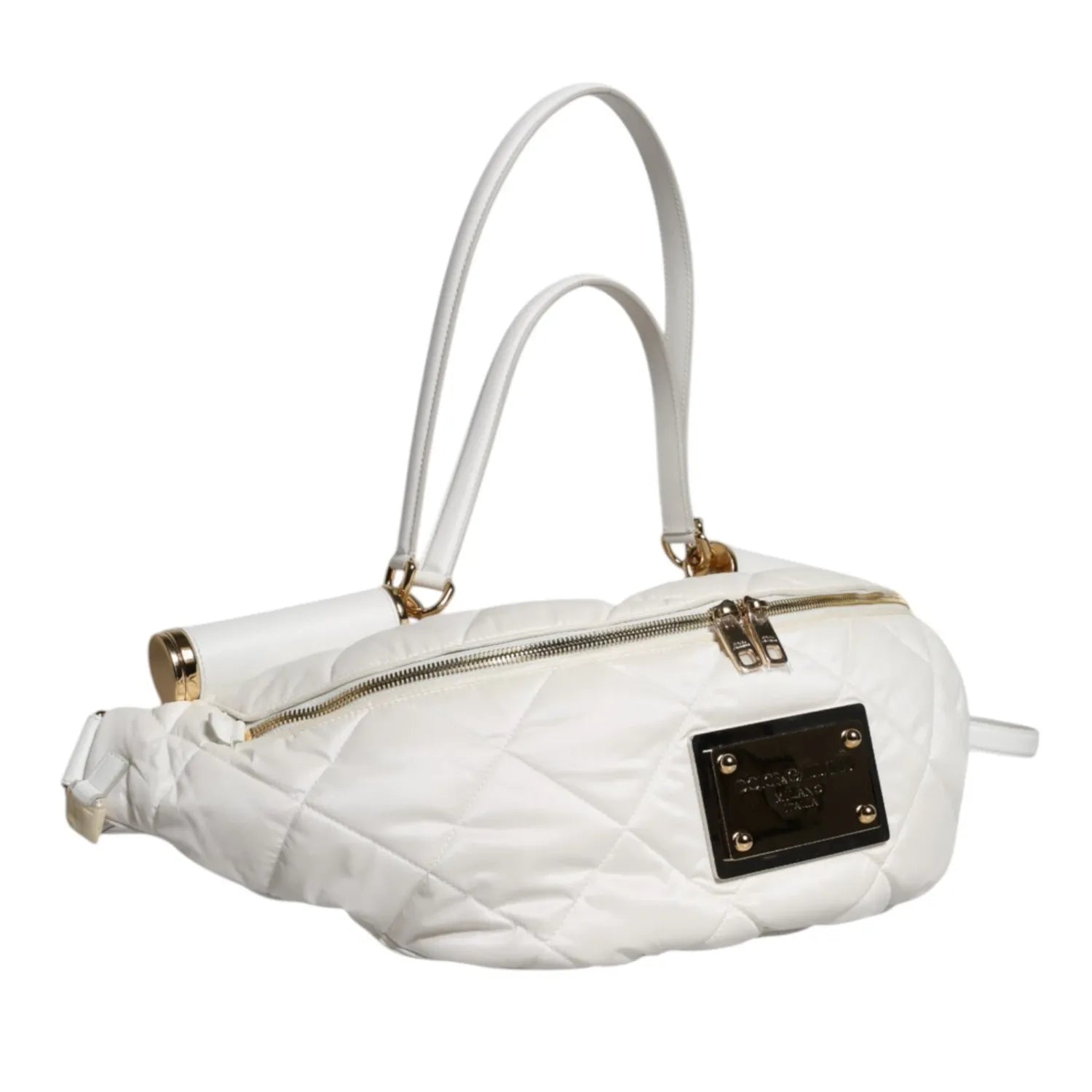 Front view with bag zipped and handles upright.