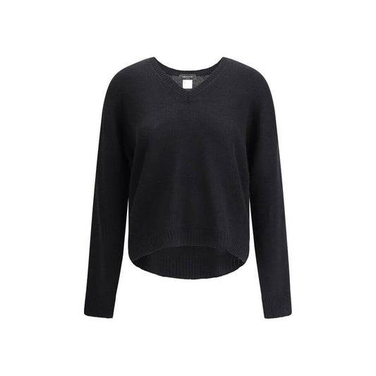 Fabiana Filippi Black Cashmere Cashmere Sweater with ribbed V-neck, hem, cuffs, 100% cashmere, classic elegant design, AW25 collection.