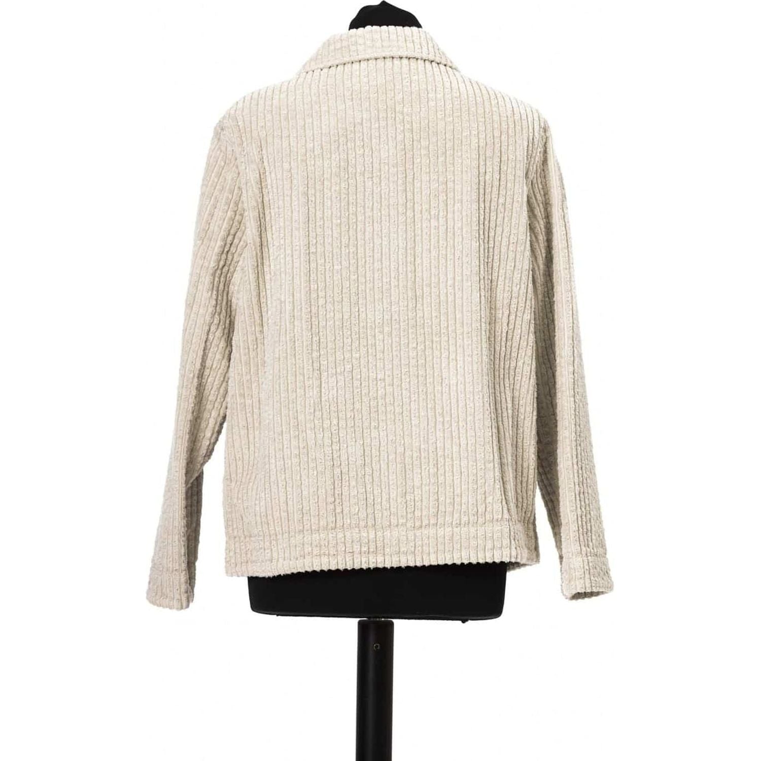 جاكيتات جاكوب كوهين 