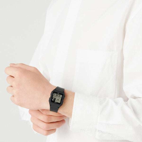 CASIO COLLECTION Mod. POP - BLACK LF-20W-1AEF